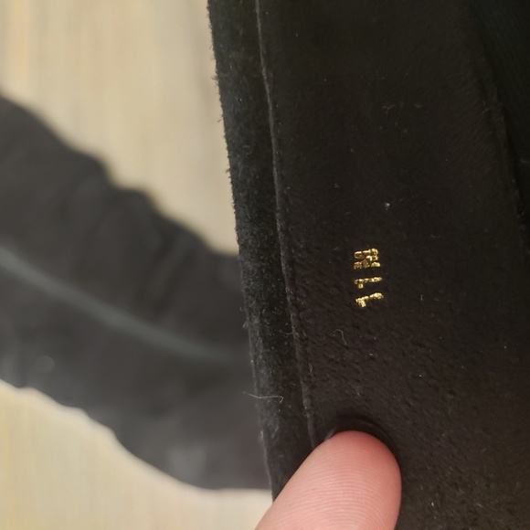 Women's Black Boots - Picture 4 of 4